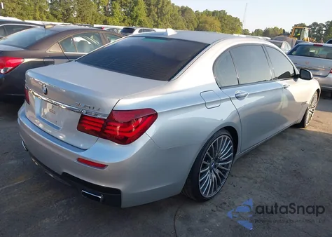 2015 BMW 750Li xDrive из США, поврежденный, VIN WBAYF8C51FD655452